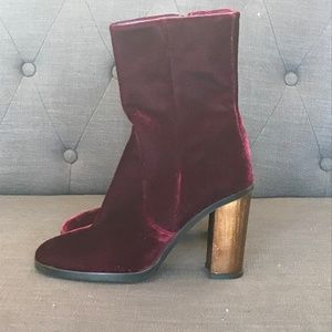 Valetina Rangoni Burgandy Crushed Velvet Gold Heel